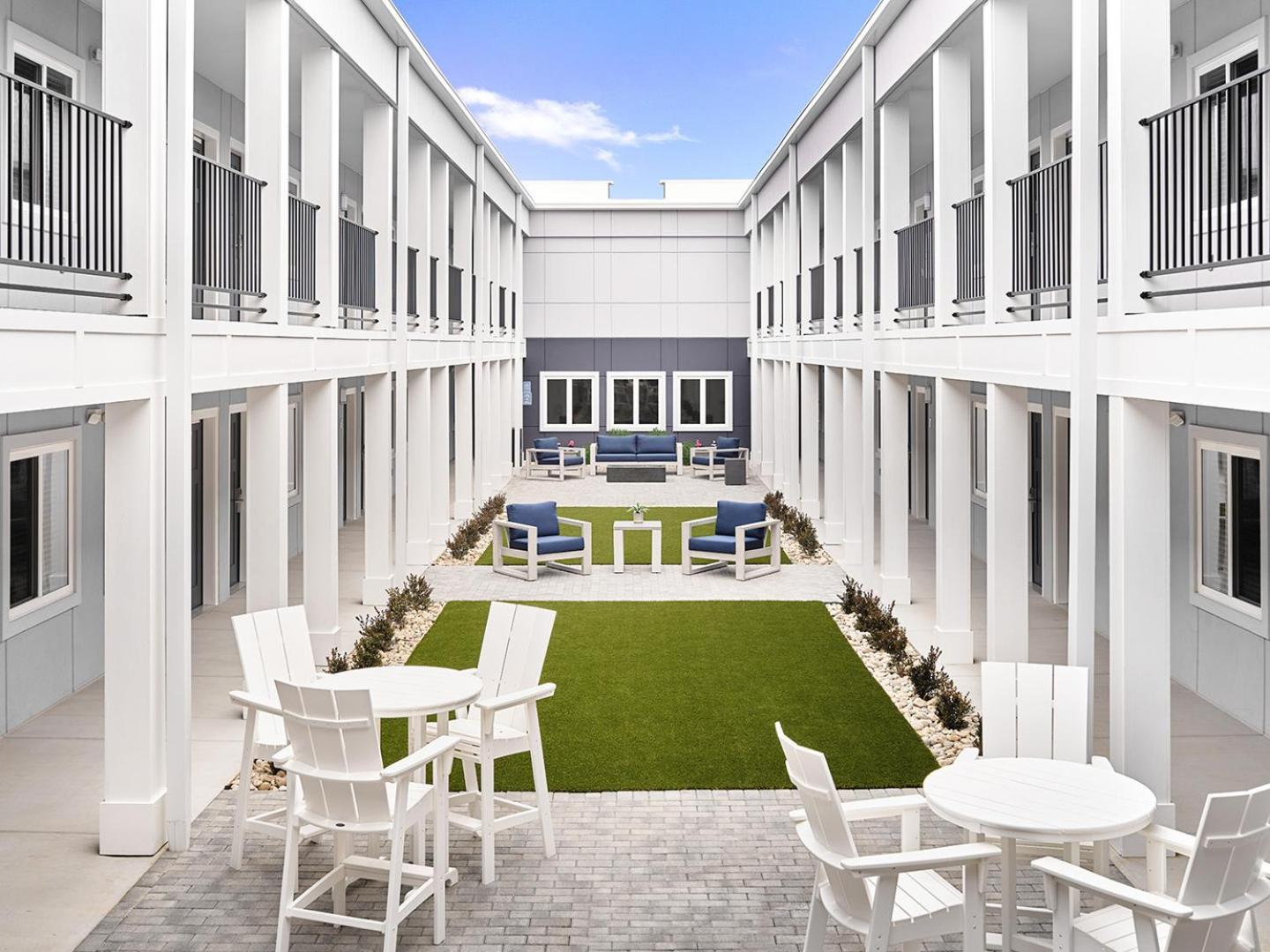 Stayapt Suites Pensacola-Uwf/Florida Hospital Area Ferry Pass Exteriör bild